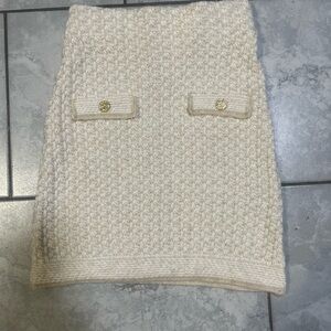 H&M Cream Textured Mini Skirt